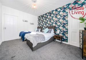 Lady Wilson Apartment by Klass Living Airdrie