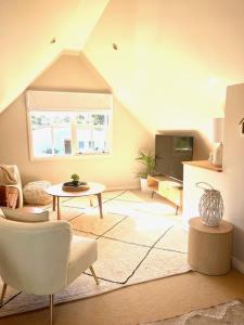 Blue Pearl - Old Bar Holiday Rentals