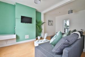 City Escape – Stylish 2-Bed near Cardiff Centre