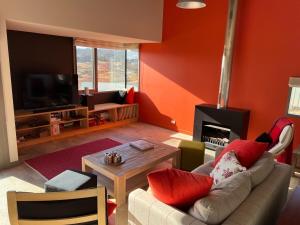 Perisher stand alone chalet - availableyear