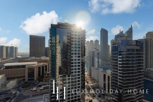 LUX The Marina View Suite 3