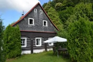 Penzion U kozy - Chřibská