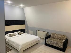 Best Season Apart Hotel