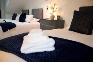 Lush 2- Bed Apartment London