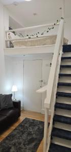 Studio Flat Central London