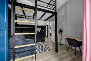 Wola Industrial Apartment by BookingHost