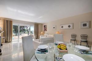 Elegant 2 Bedroom PH in Serene Urb El Presidente RDR521