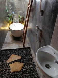 Gusti Ayu Private Bali House - 2 Bedrooms near Kerobokan