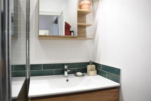 Bright apartment in the heart of Batignolles