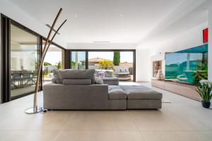 Villa Boston luxury home with pool and Cali vibes