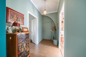 Chic Getaway with Pool & Guest House Californie