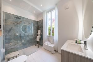 Chic Getaway with Pool & Guest House Californie