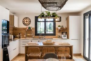 Villa Margot stunning pool beach 500 m