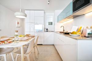 Amapola Waves - recién reformado, frente a la playa