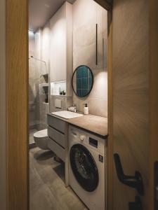 Convenient Designer Studio