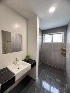 Saujana KLIA 2 House