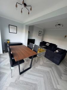 Modern 3-Bed Home in Sutton Coldfield