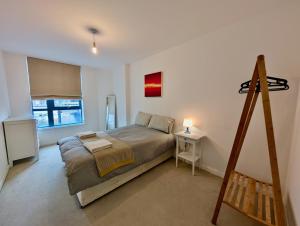 Prime Balham Balcony Apartment
