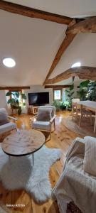 Chez Christine Et Fabrice