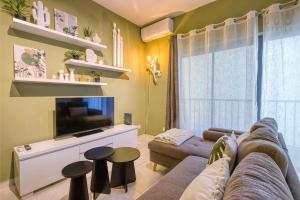 Stylish 1BR home in the Heart of It All, Paceville by 360 Estates