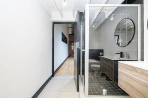 1003 Central Cape Town 2-Bedroom Apt with Parking