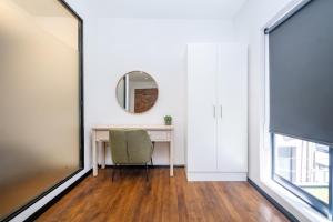 1003 Central Cape Town 2-Bedroom Apt with Parking