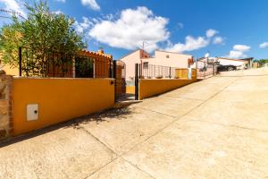 600m from the beach - Garden and Sea View img25