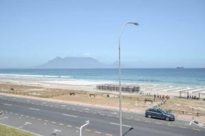 3 Bedroom Apartment - Stunning Ocean Views
