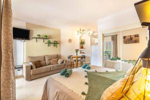 Charming Coast Studio Paraiso