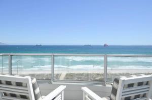 2 Bedroom Apartment with ocean views