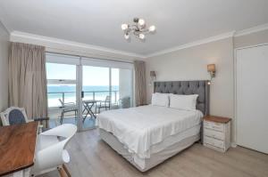 2 Bedroom Apartment with ocean views