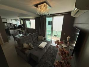 Cód 96 - Excelente apartamento de 2 suítes