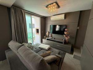 Cód 96 - Excelente apartamento de 2 suítes