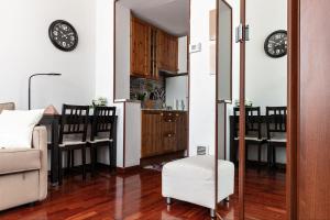 De Homes - Appartamento Con vista su Porta Nuova vicino alla Metro