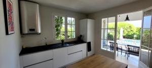 Apartment mit eigenem Pool und Whirlpool by Riviera Homelife Management