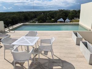 Brand-new Loft with Pool, Near Beach and Nightlife