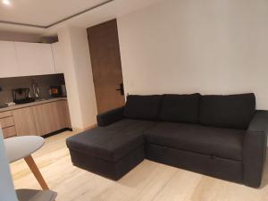 Brand-new Loft with Pool, Near Beach and Nightlife