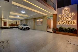 Hotel Stay Divine, Shirdi