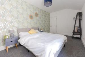 Joyful Management -Top Floor Apartment with home Feel Deco in M16