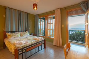 Mua Hills Tented Camp