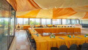 Mua Hills Tented Camp