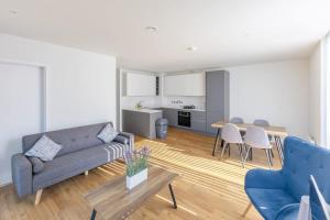 Park View 3 Bed Ensuite Apartment only 5 min walk to Arndale