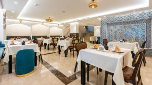 Hotel Al Walid