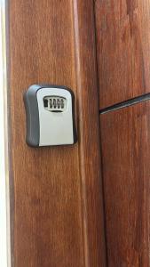 شقة راقية بغرفة نوم وصالة مريحة