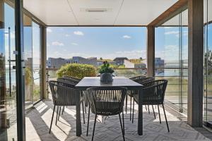 Super VIP Waterfront Villa - 4p - Waterzicht & Windbeschut Terras - Villa 42