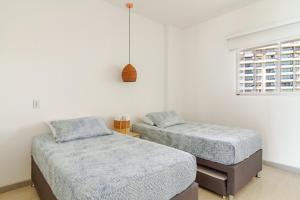 Espectacular Apto frente a la Plaza Pozos Colorados