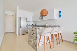 Espectacular Apto frente a la Plaza Pozos Colorados