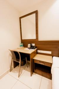 Hotel Karuna Residency