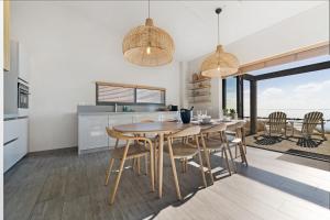 Luxury Waterfront Retreat 4p - Comfort & Panoramisch Uitzicht - Villa 13