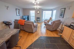 Portstewart promenade apartment with sea views